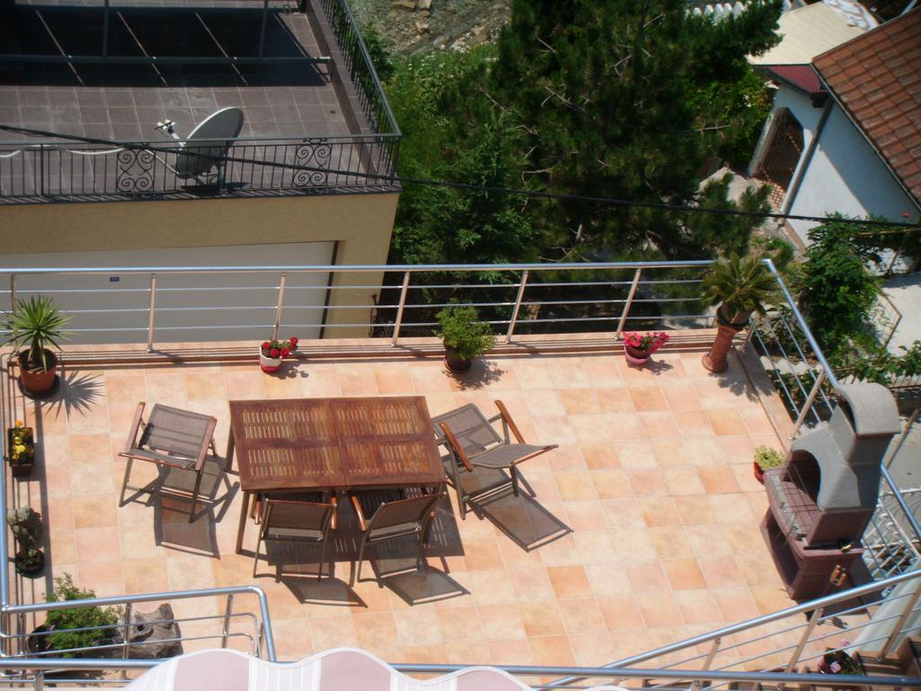 Apartments Bombona Utjeha Luaran gambar